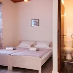 Vendégház Domus Albus 3*